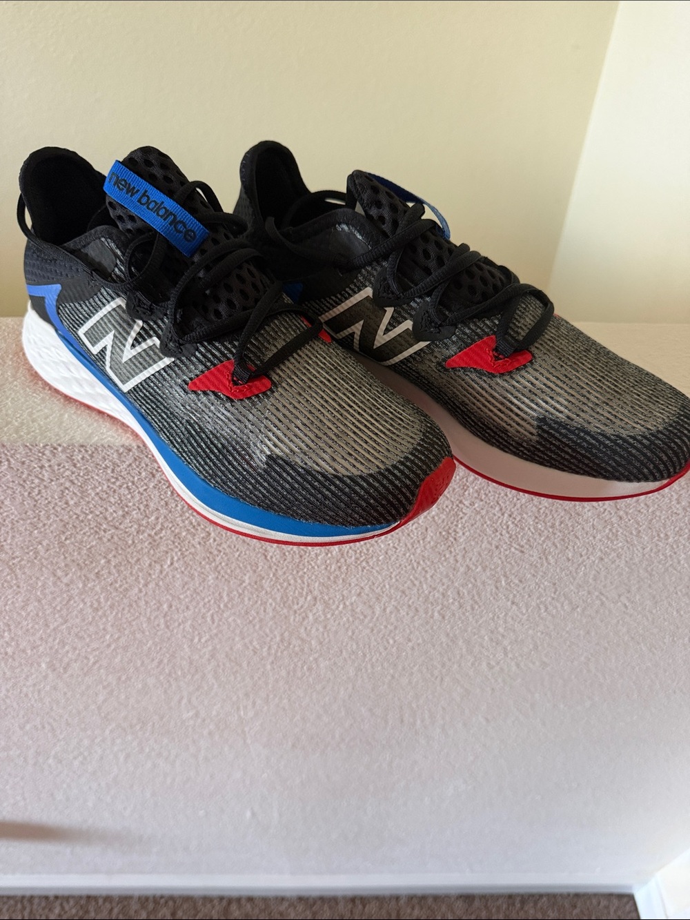 New Balance Men’s Black, Blue & Red Performance Running Shoes